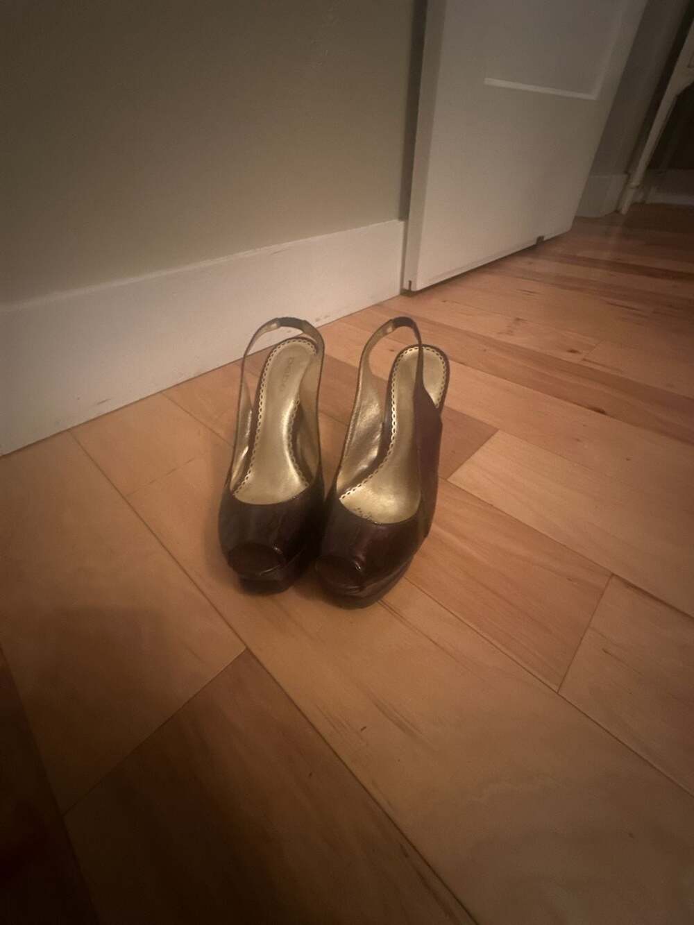 Bebe Zahara Brown Patent Leather Peep Toe Slingback Platform Heels Size 38